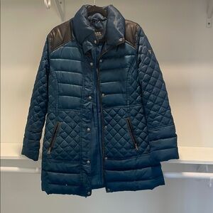 Guess Blue and Black Puffer Jacket with Quilted Design